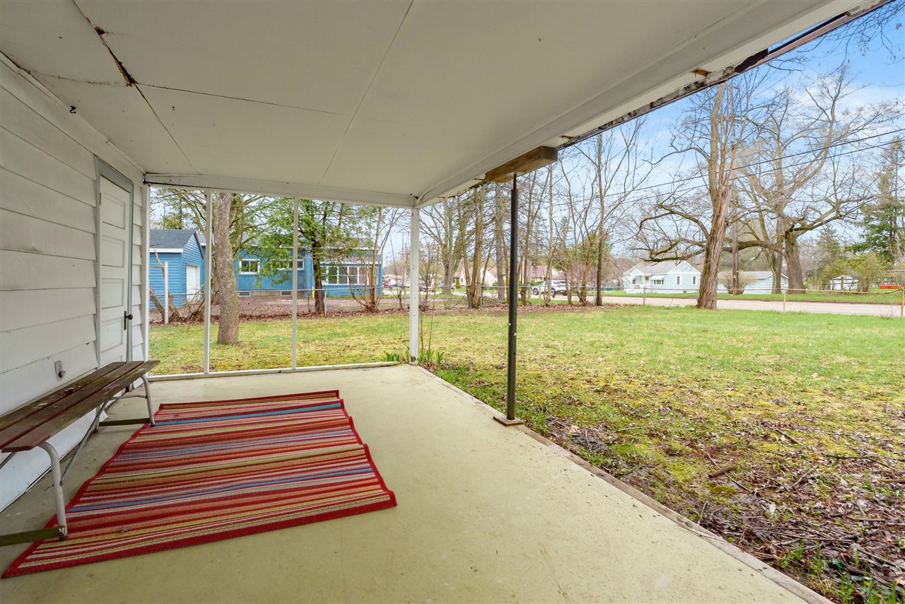 4 S Cedar Avenue, Battle Creek, MI, 49037-1606