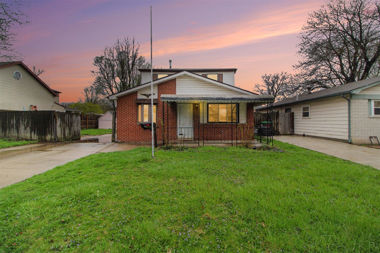 7236 Vivian Street, Taylor, MI, 48180-1524