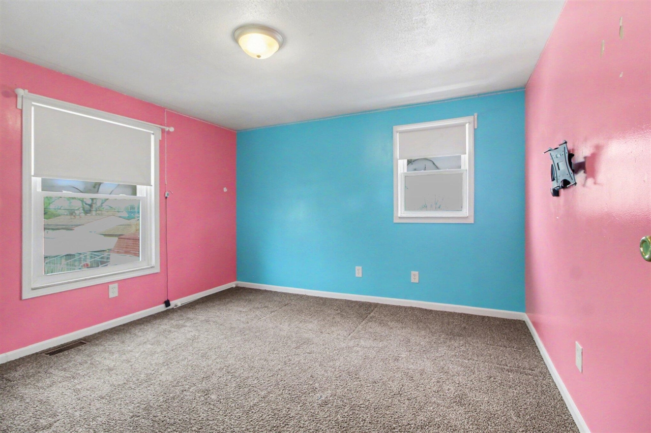 7236 Vivian Street, Taylor, MI, 48180-1524