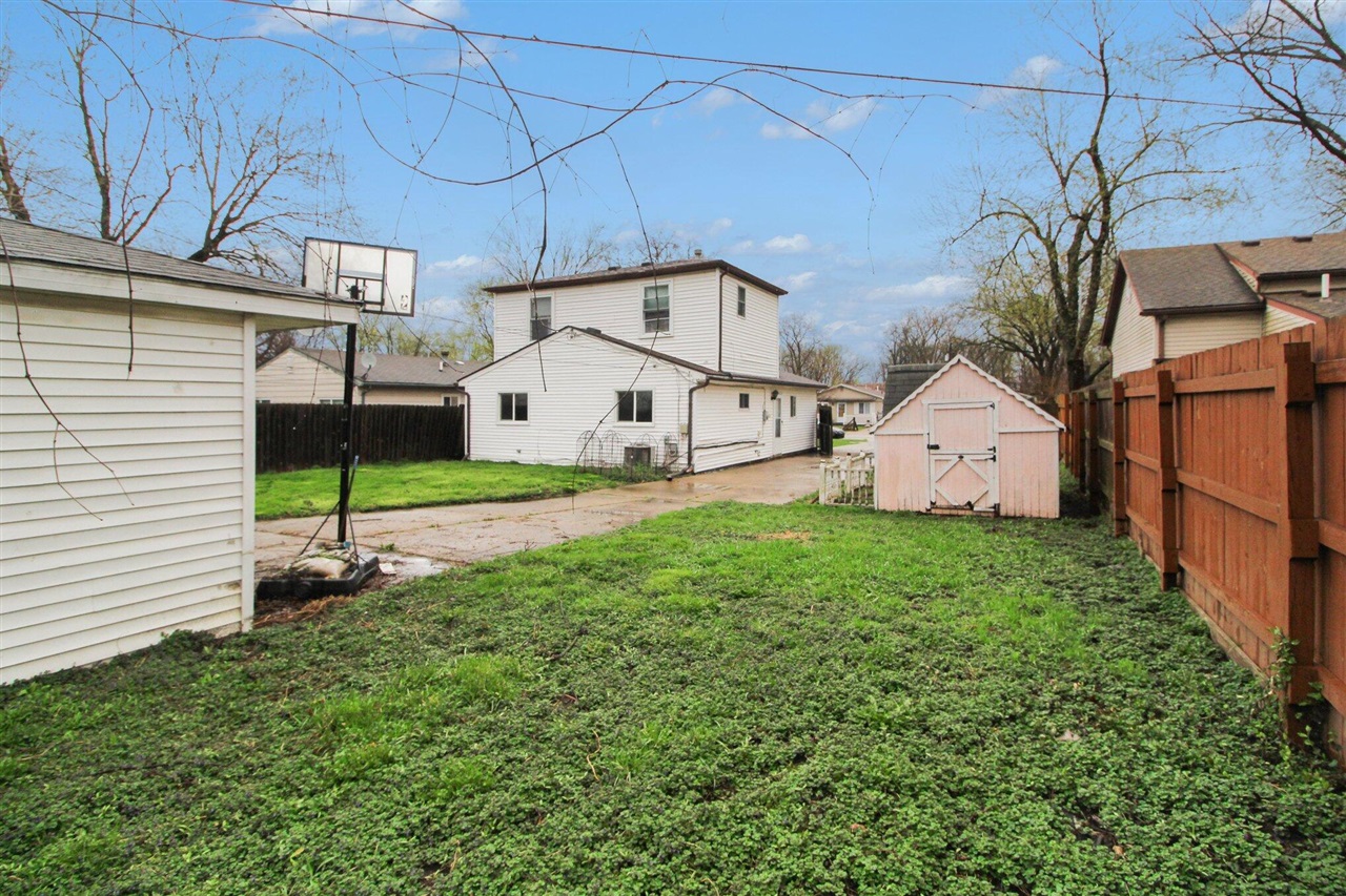 7236 Vivian Street, Taylor, MI, 48180-1524