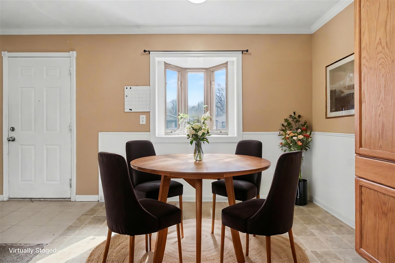 7236 Vivian Street, Taylor, MI, 48180-1524