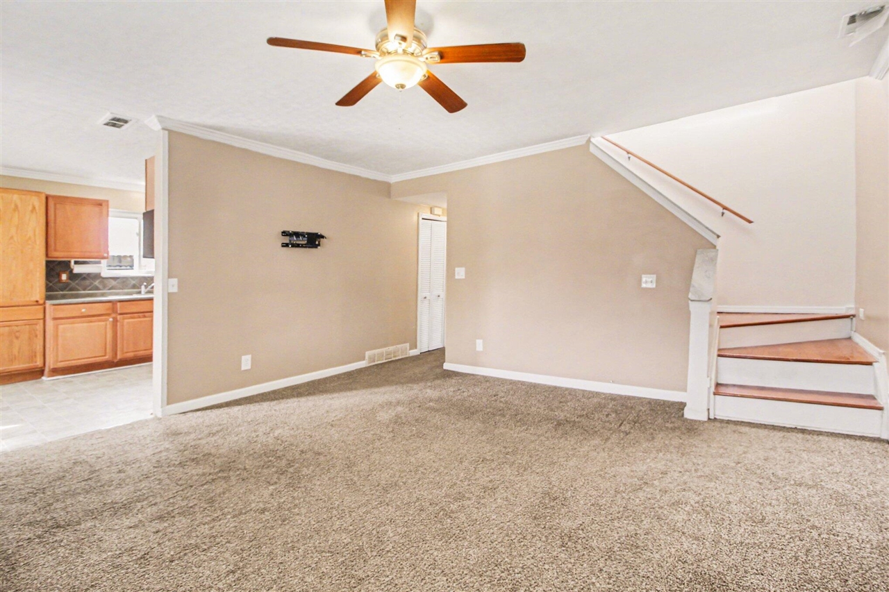 7236 Vivian Street, Taylor, MI, 48180-1524