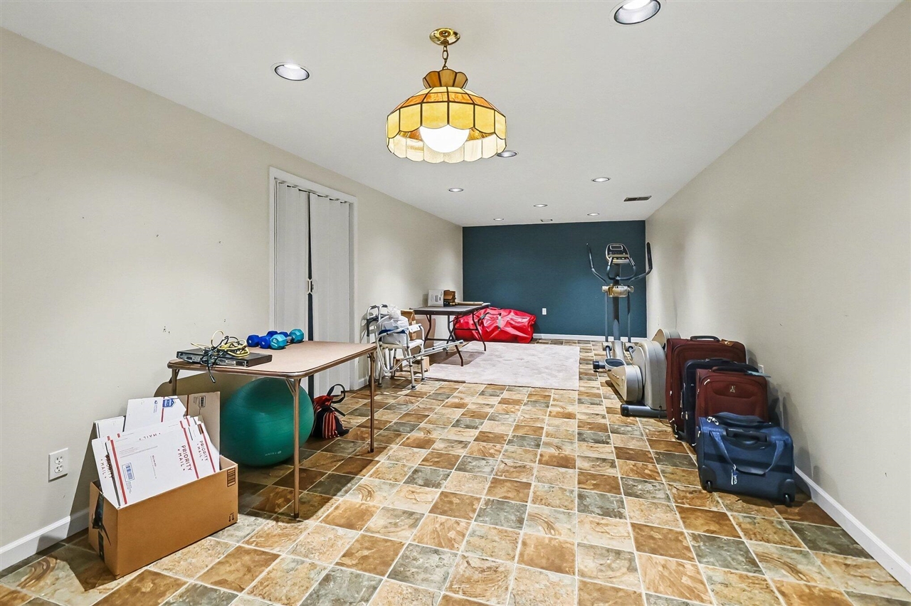 2876 Colony Drive, East Lansing, MI, 48823-2383