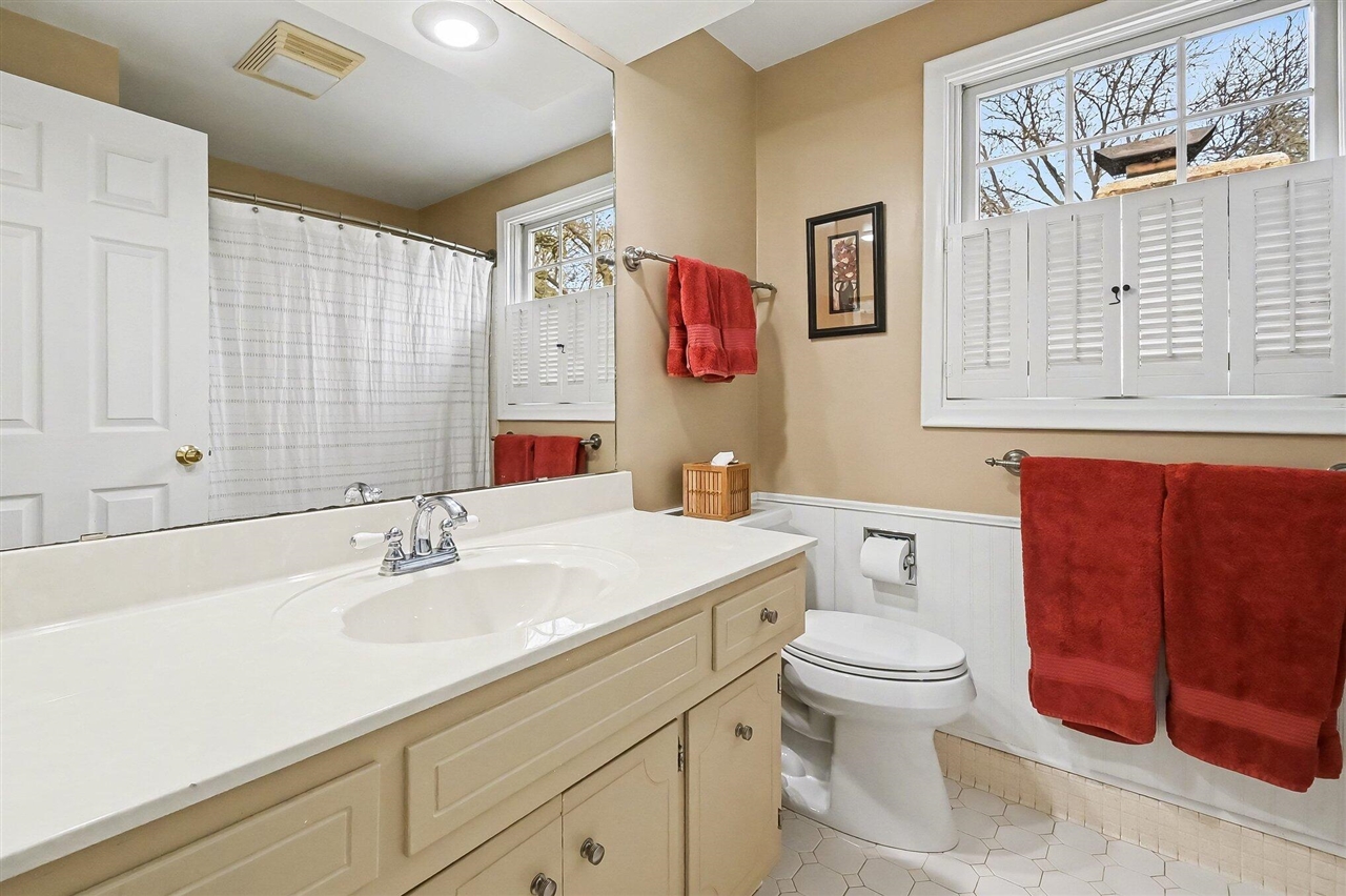 2876 Colony Drive, East Lansing, MI, 48823-2383