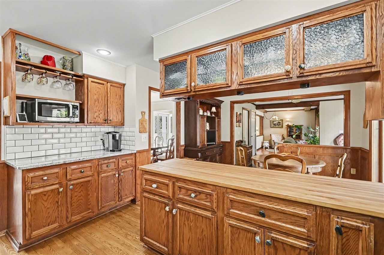 2876 Colony Drive, East Lansing, MI, 48823-2383