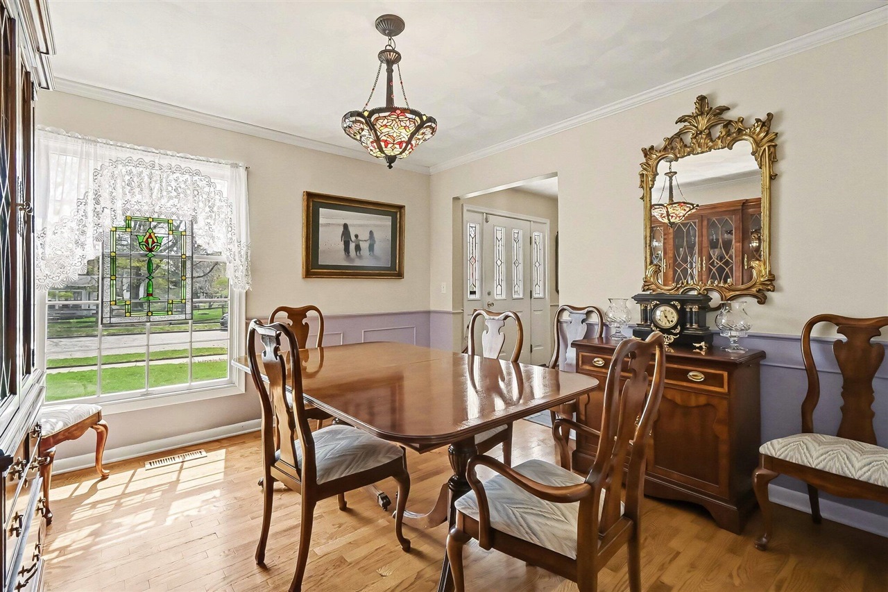 2876 Colony Drive, East Lansing, MI, 48823-2383