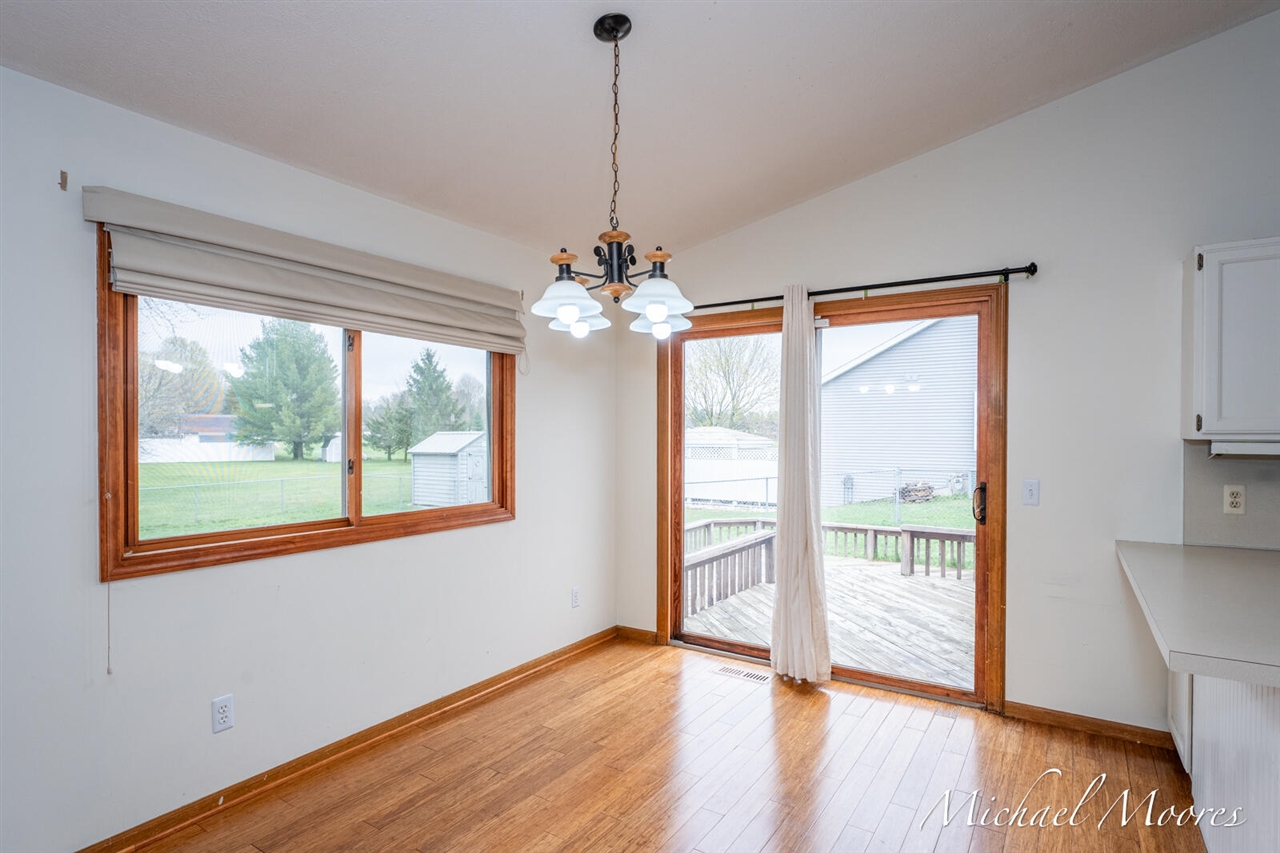 7130 28th Avenue, Hudsonville, MI, 49426-8816