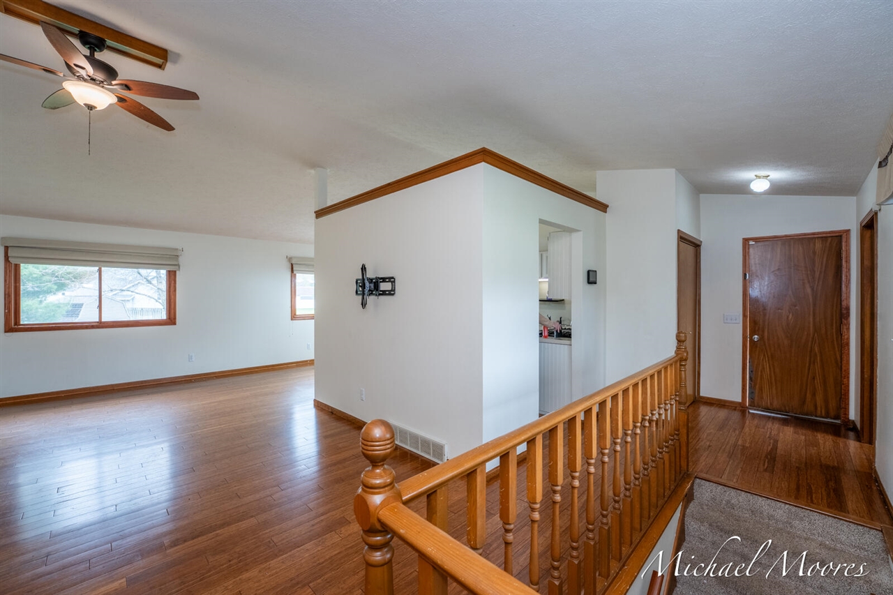 7130 28th Avenue, Hudsonville, MI, 49426-8816