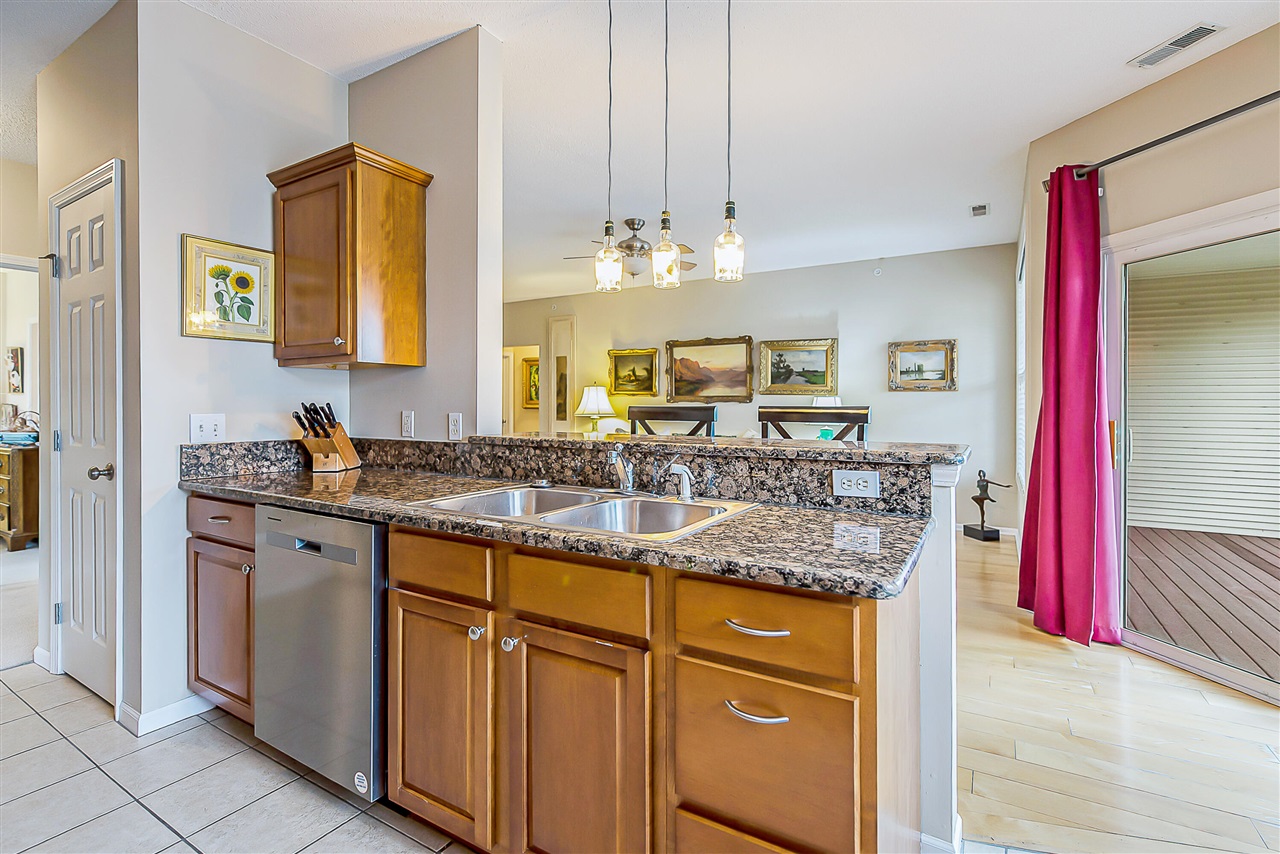 301 Scio Village Court UNIT&nbsp;260, Ann Arbor, MI, 48103-9144