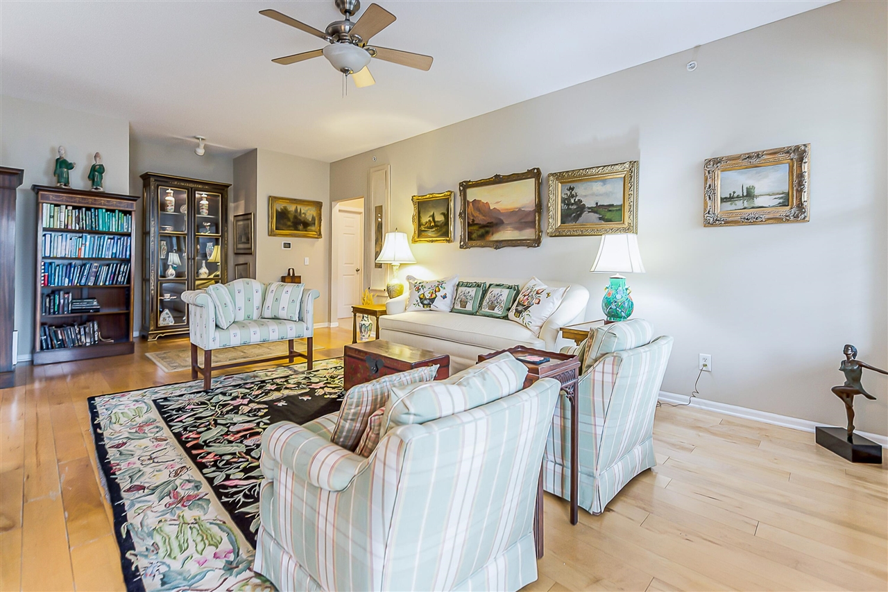 301 Scio Village Court UNIT&nbsp;260, Ann Arbor, MI, 48103-9144