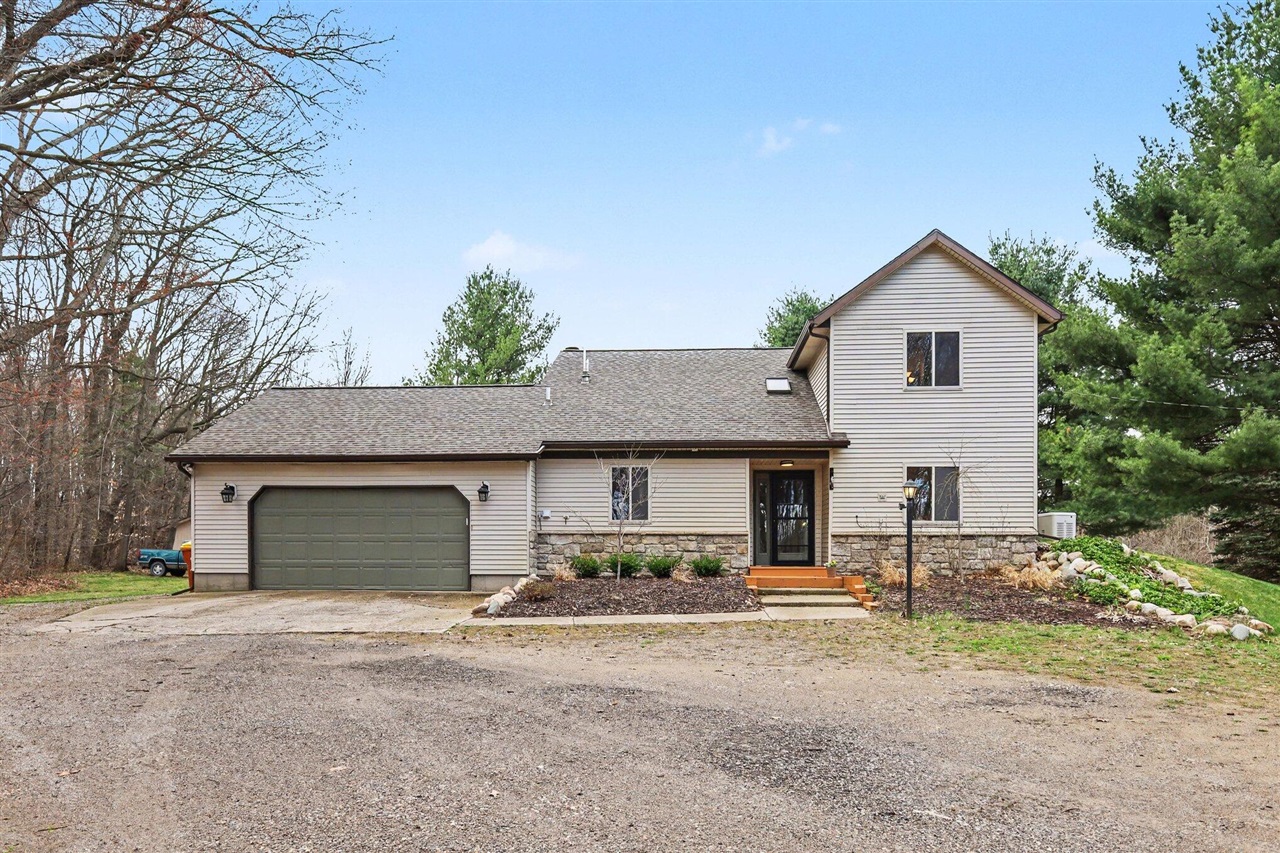 10022 S Rebecca Road, Baldwin, MI, 49304-8806