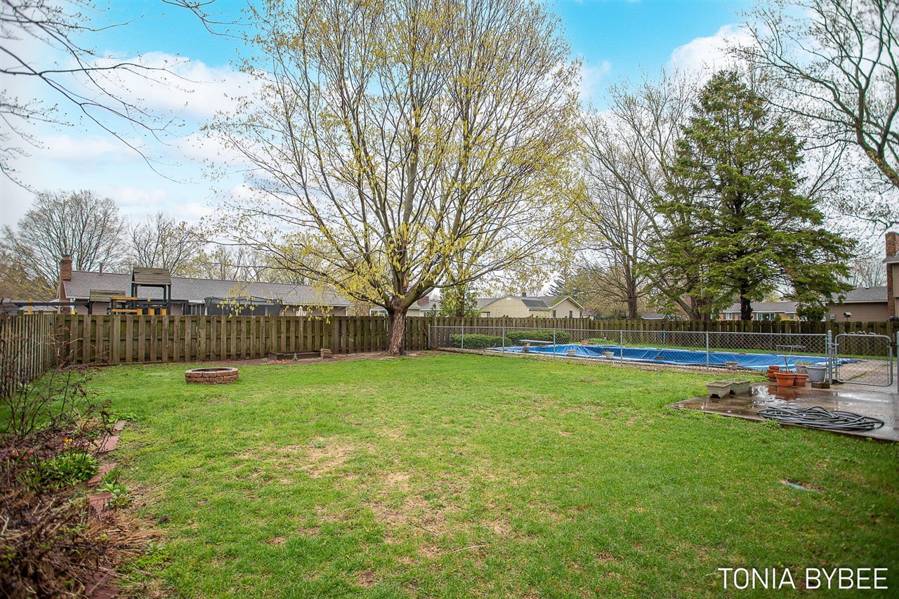 2594 West Chester Drive, Zeeland, MI, 49464-9118