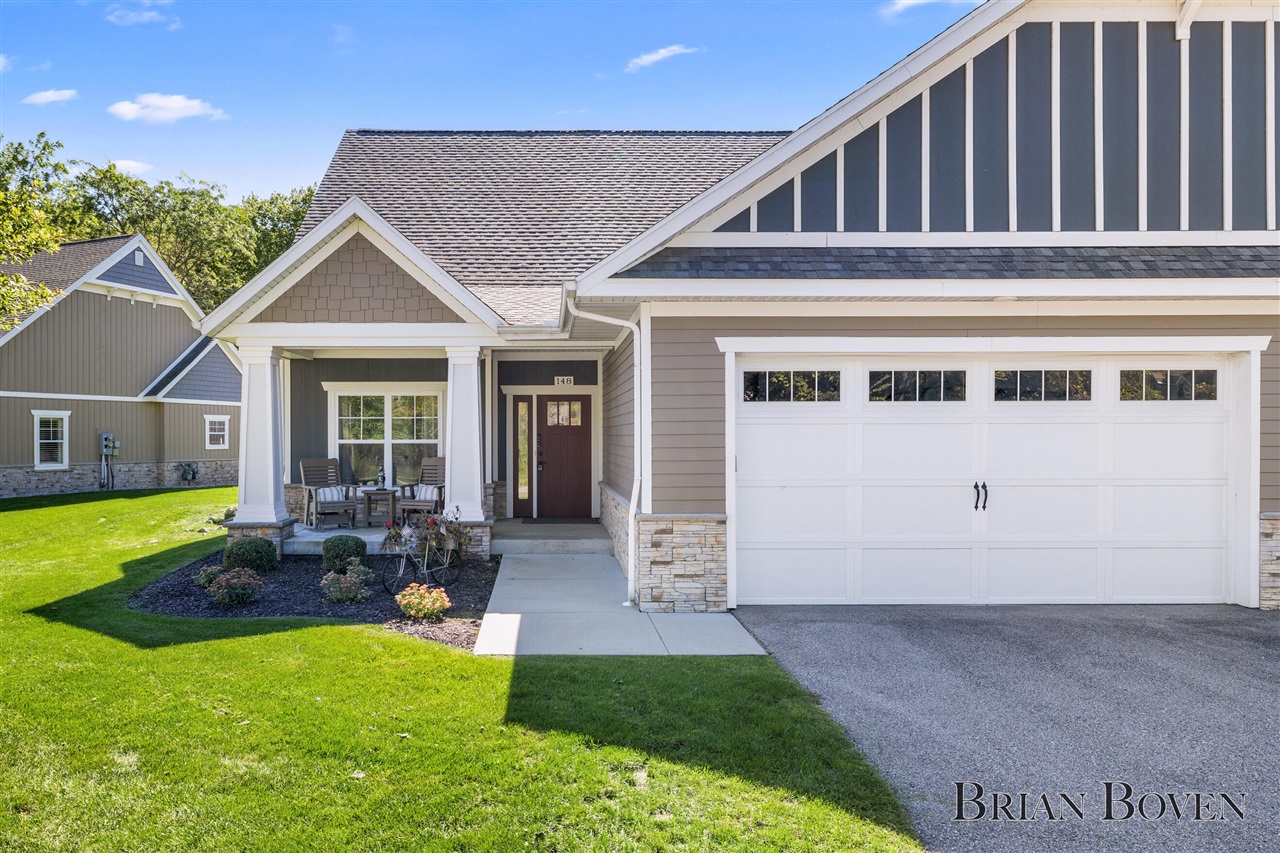 Condo for sale at 148 Tamarack Ln #2B, Rockford, MI 49341 | MLS# 70525890