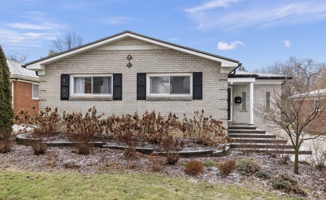 600 Cherry Street, Algonac, MI, 48001