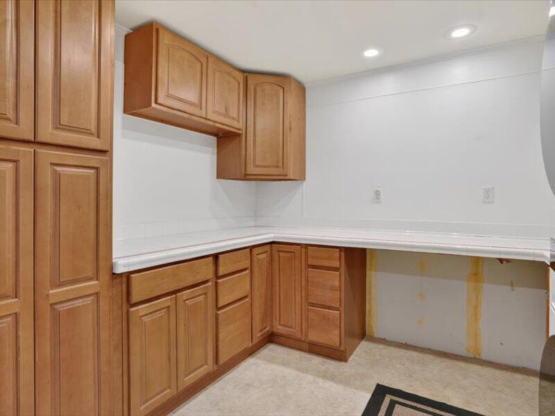 2255 N Portage Road, Jackson, MI, 49201-9629