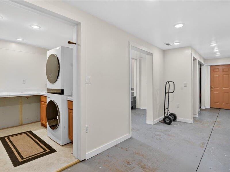 2255 N Portage Road, Jackson, MI, 49201-9629