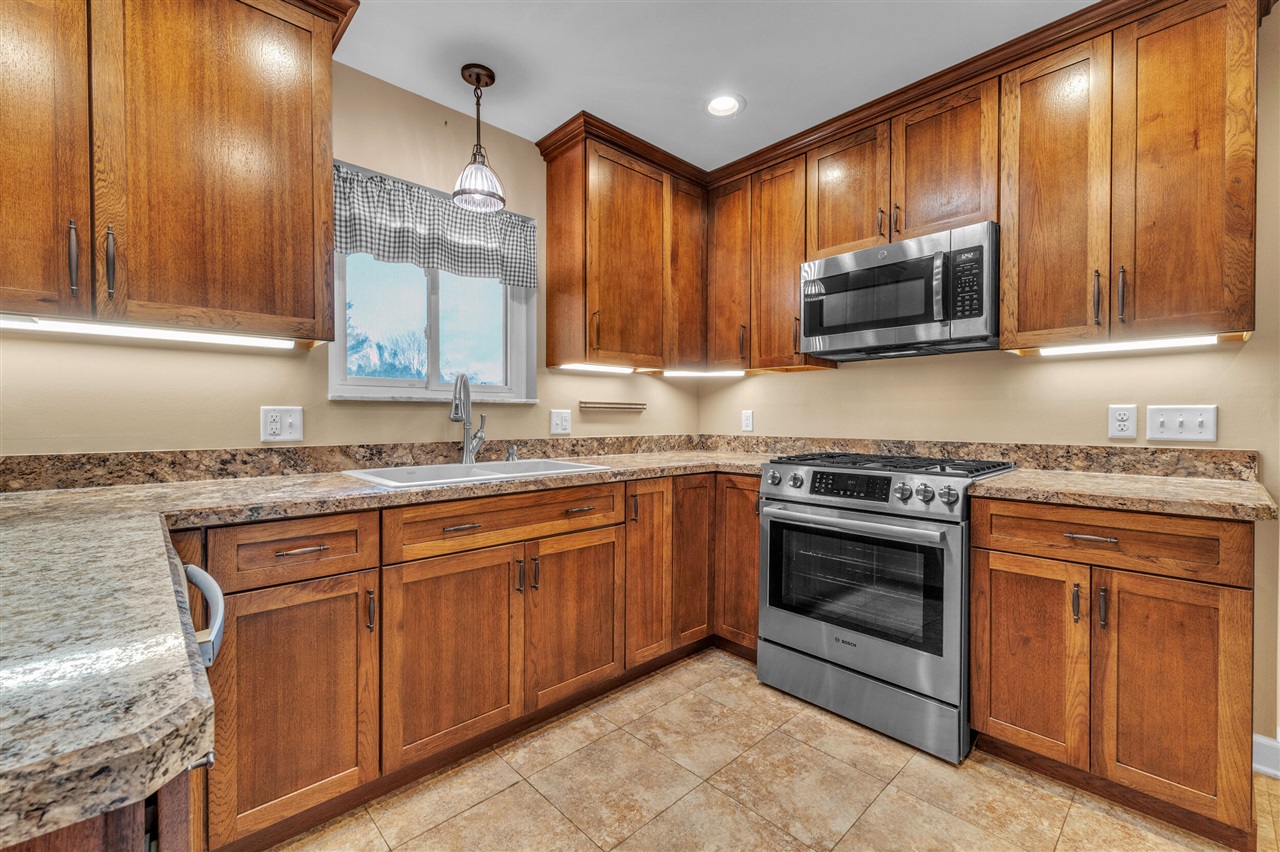 8020 Kurtland Court, Dexter, MI, 48130-9727