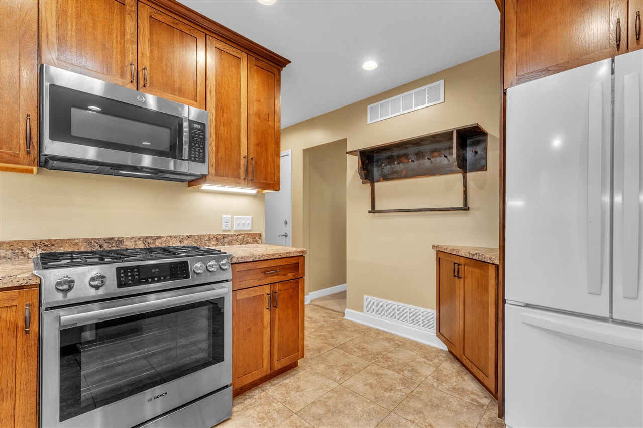 8020 Kurtland Court, Dexter, MI, 48130-9727