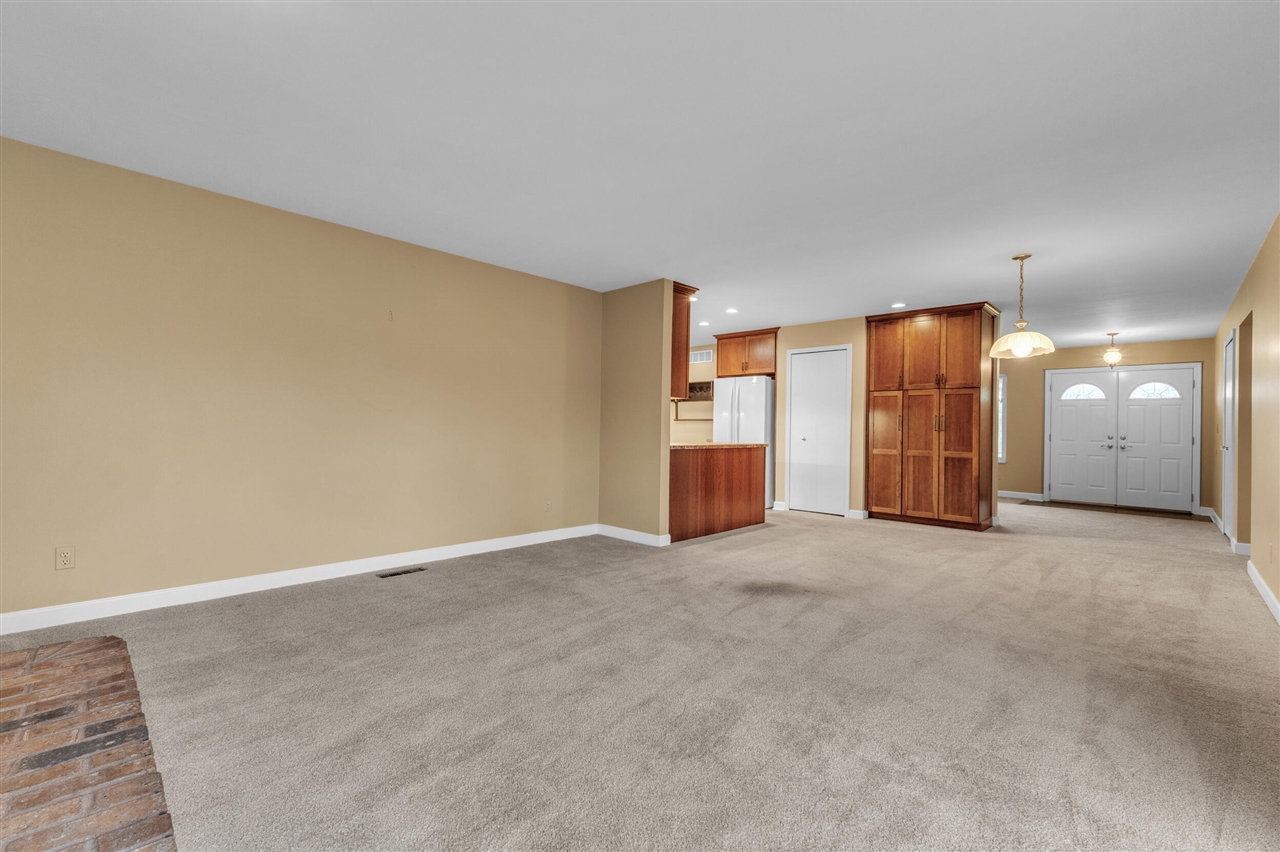 8020 Kurtland Court, Dexter, MI, 48130-9727