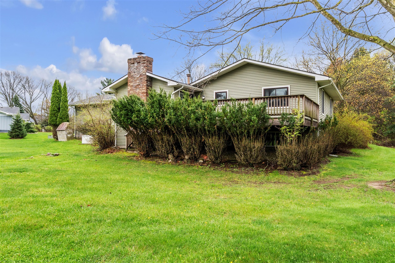 8020 Kurtland Court, Dexter, MI, 48130-9727