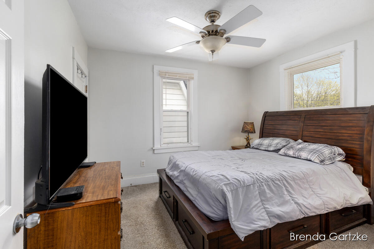 747 College Avenue, Grand Rapids, MI, 49503-1761