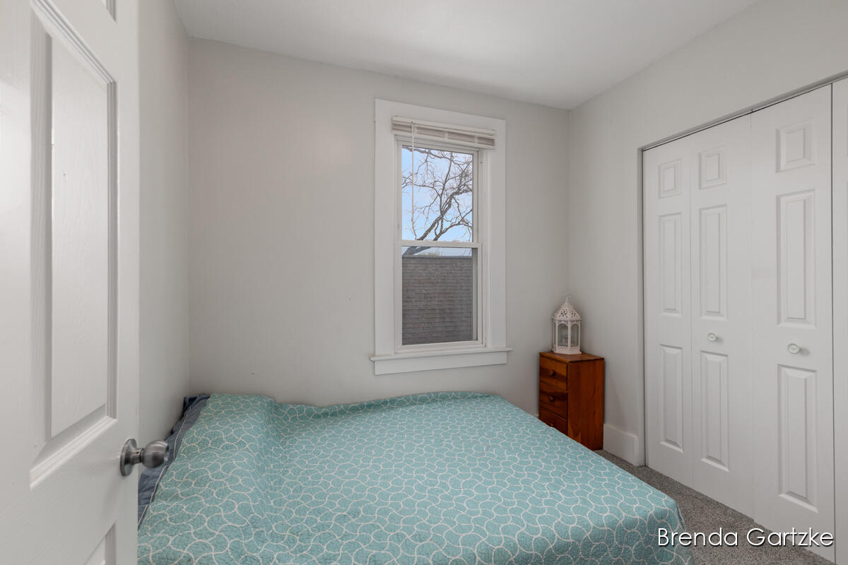 747 College Avenue, Grand Rapids, MI, 49503-1761