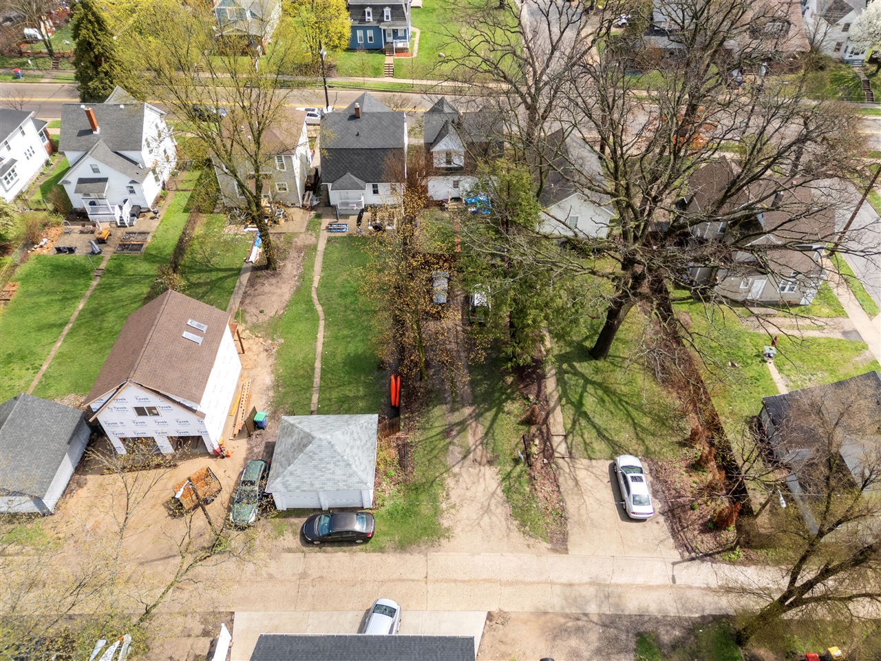 747 College Avenue, Grand Rapids, MI, 49503-1761