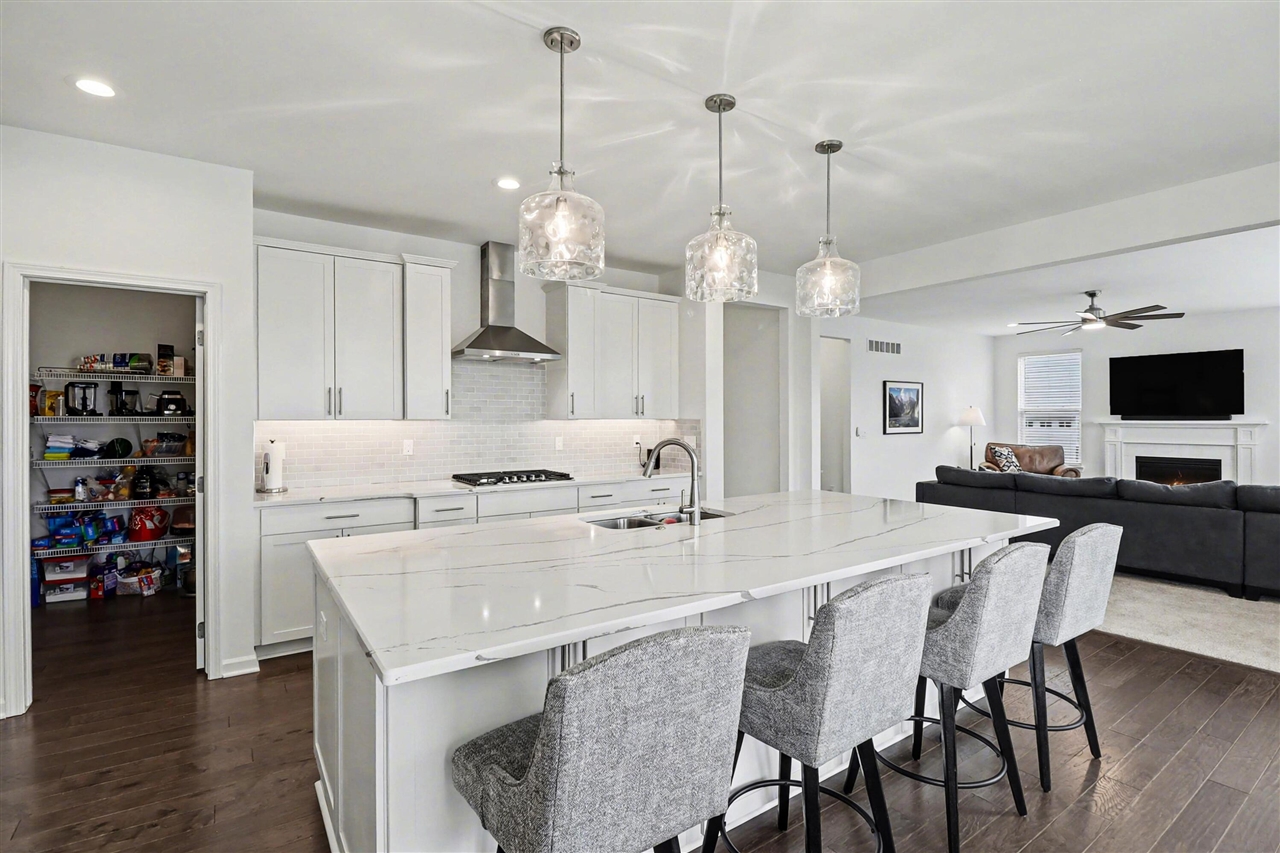 4399 Sparrow Street, Ann Arbor, MI, 48103-2290