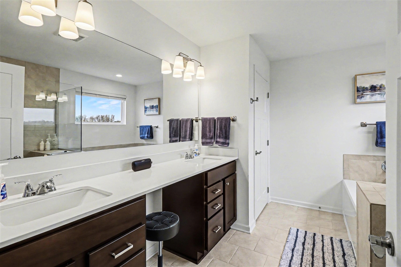 4399 Sparrow Street, Ann Arbor, MI, 48103-2290