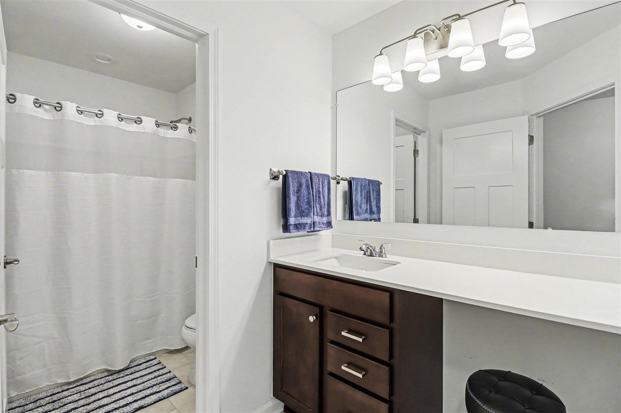 4399 Sparrow Street, Ann Arbor, MI, 48103-2290