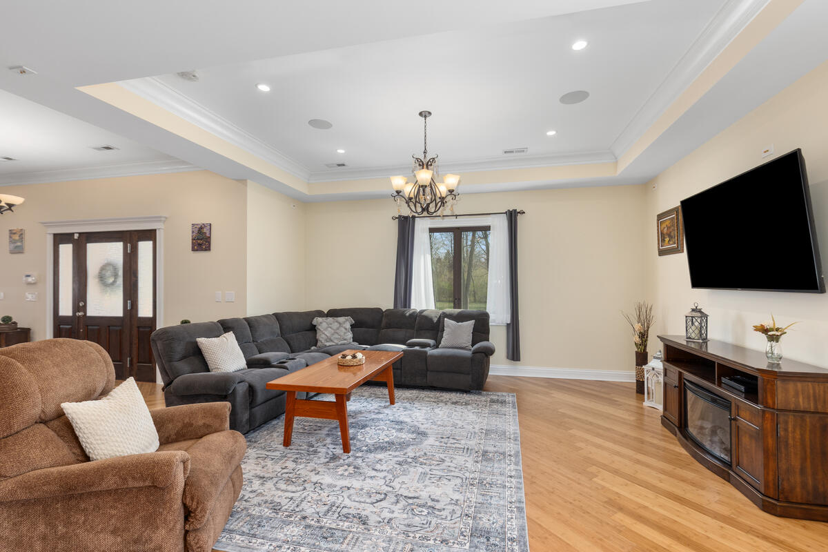 79 Pershing Street, South Haven, MI, 49090-9027