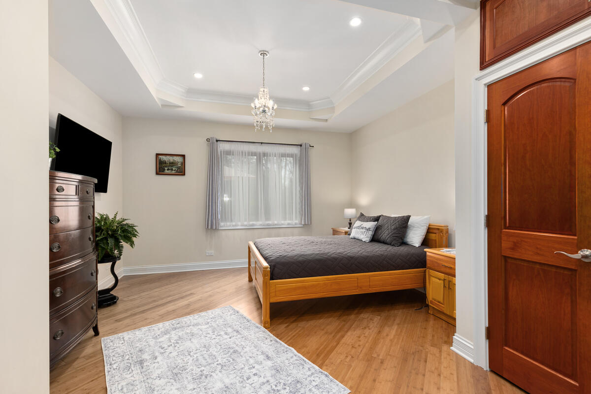 79 Pershing Street, South Haven, MI, 49090-9027