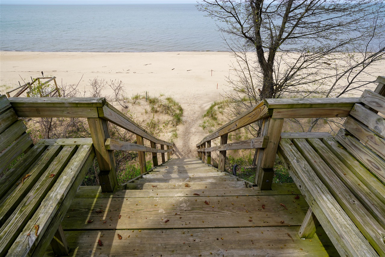 79 Pershing Street, South Haven, MI, 49090-9027