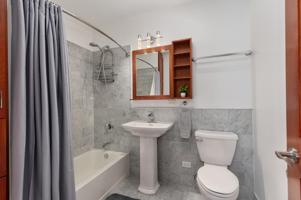 79 Pershing Street, South Haven, MI, 49090-9027