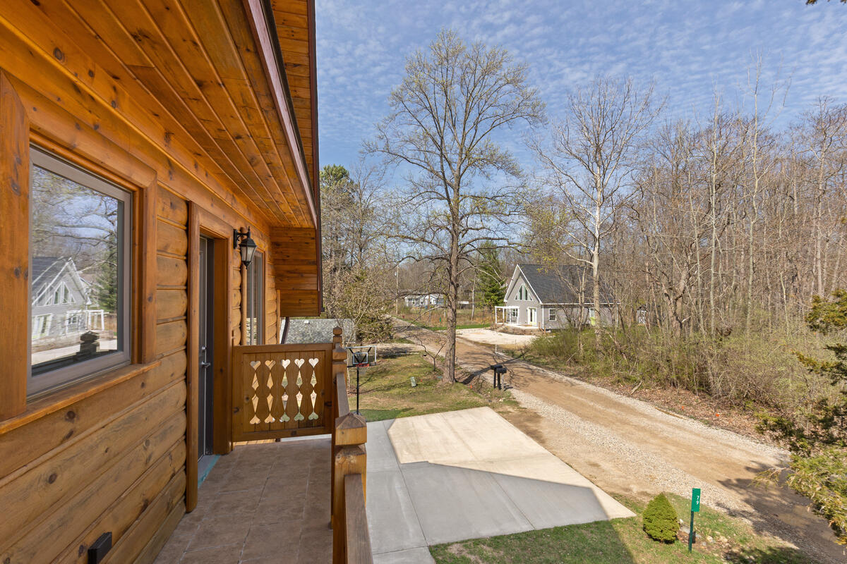 79 Pershing Street, South Haven, MI, 49090-9027