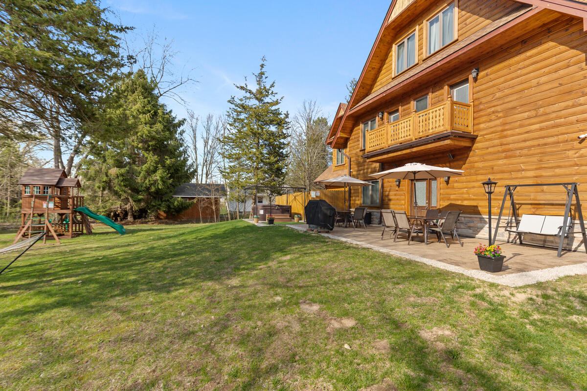 79 Pershing Street, South Haven, MI, 49090-9027