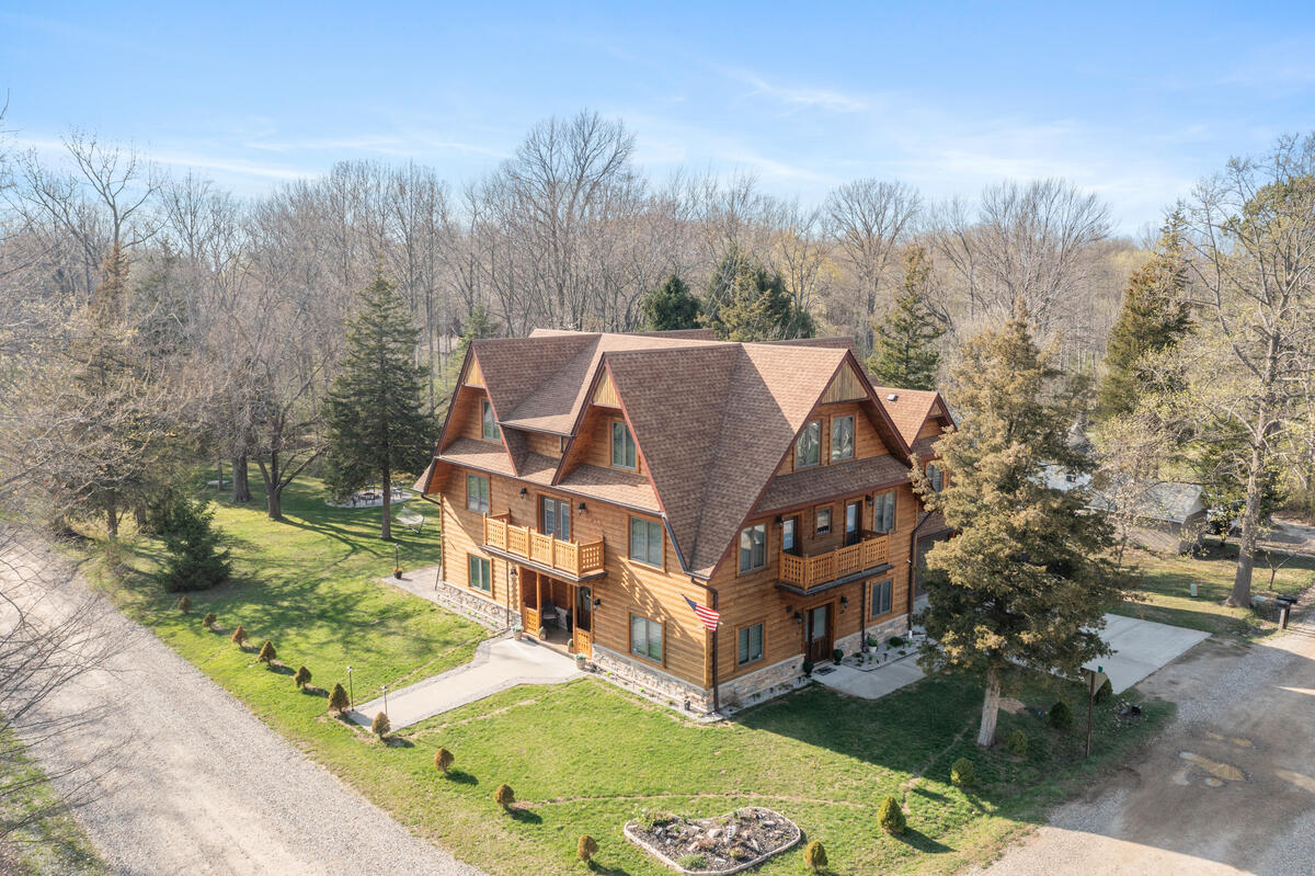 79 Pershing Street, South Haven, MI, 49090-9027