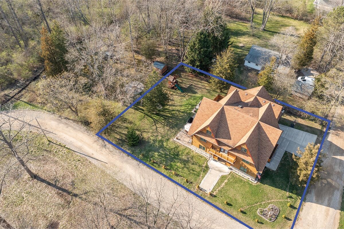 79 Pershing Street, South Haven, MI, 49090-9027