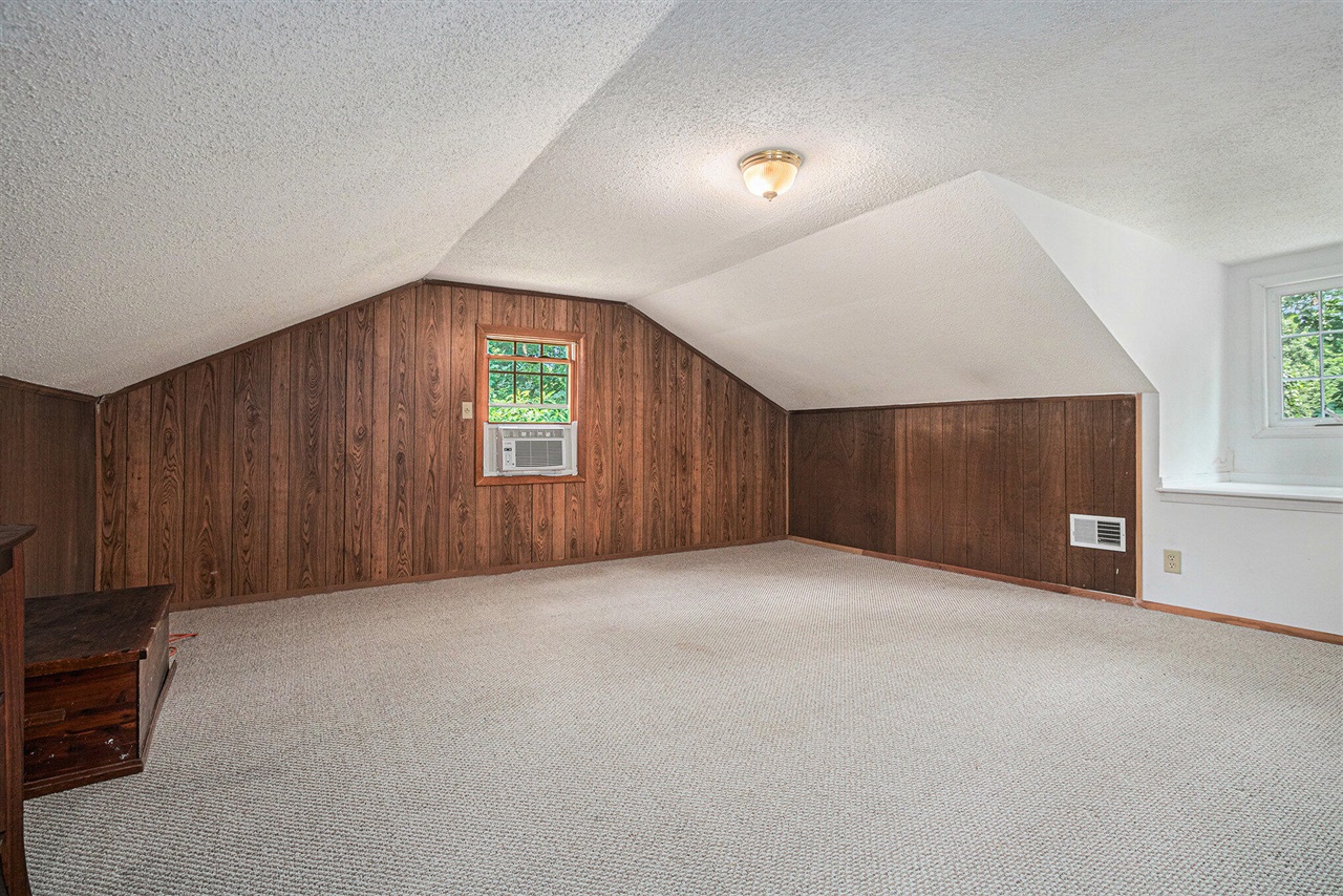 49209 Howard Avenue, New Buffalo, MI, 49117-9047