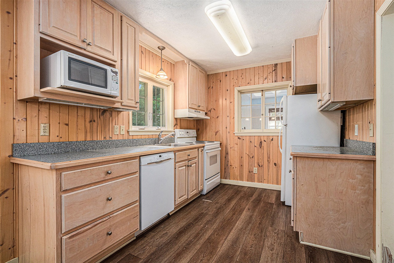 49209 Howard Avenue, New Buffalo, MI, 49117-9047