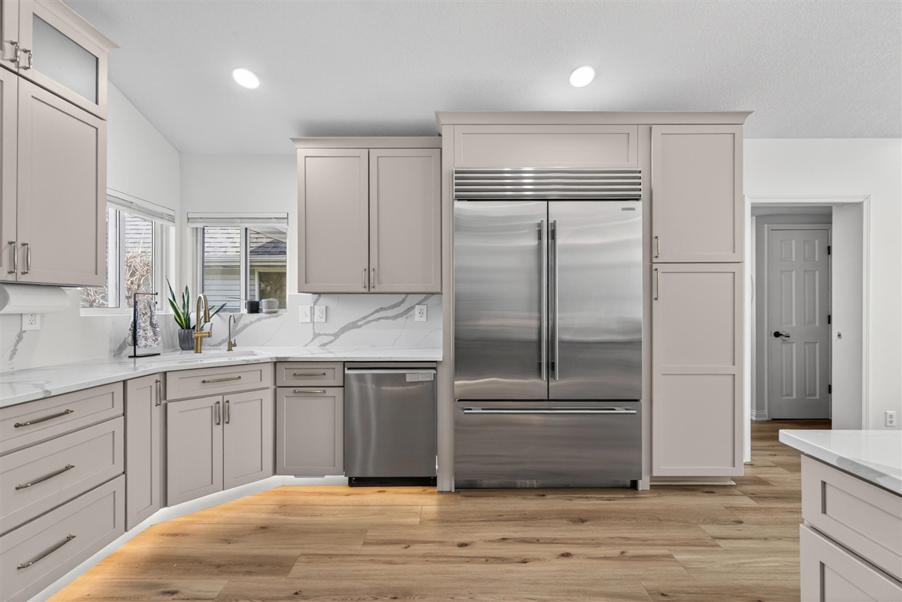 165 Trumble Lake Road, Rives Junction, MI, 49277-9729