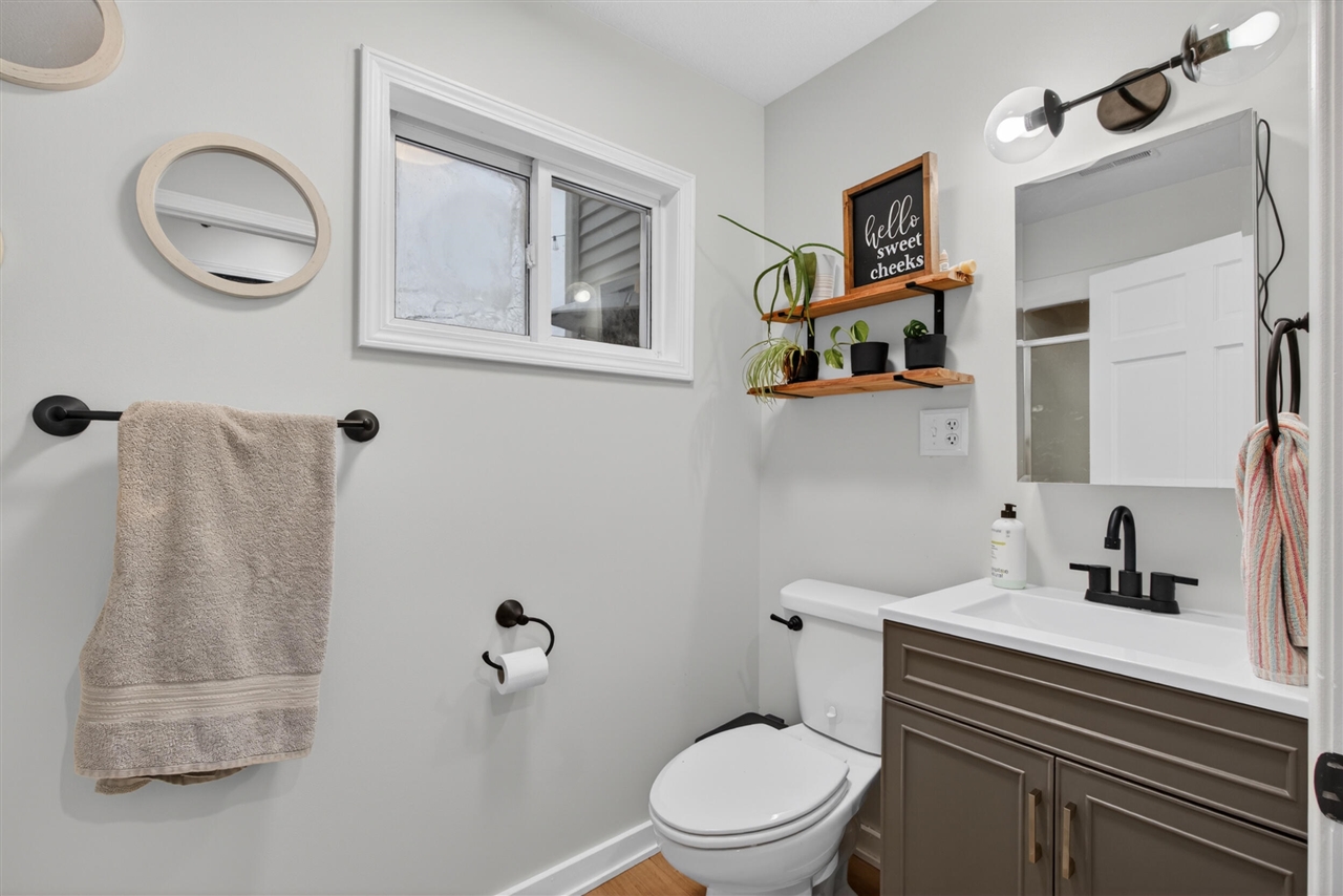 165 Trumble Lake Road, Rives Junction, MI, 49277-9729