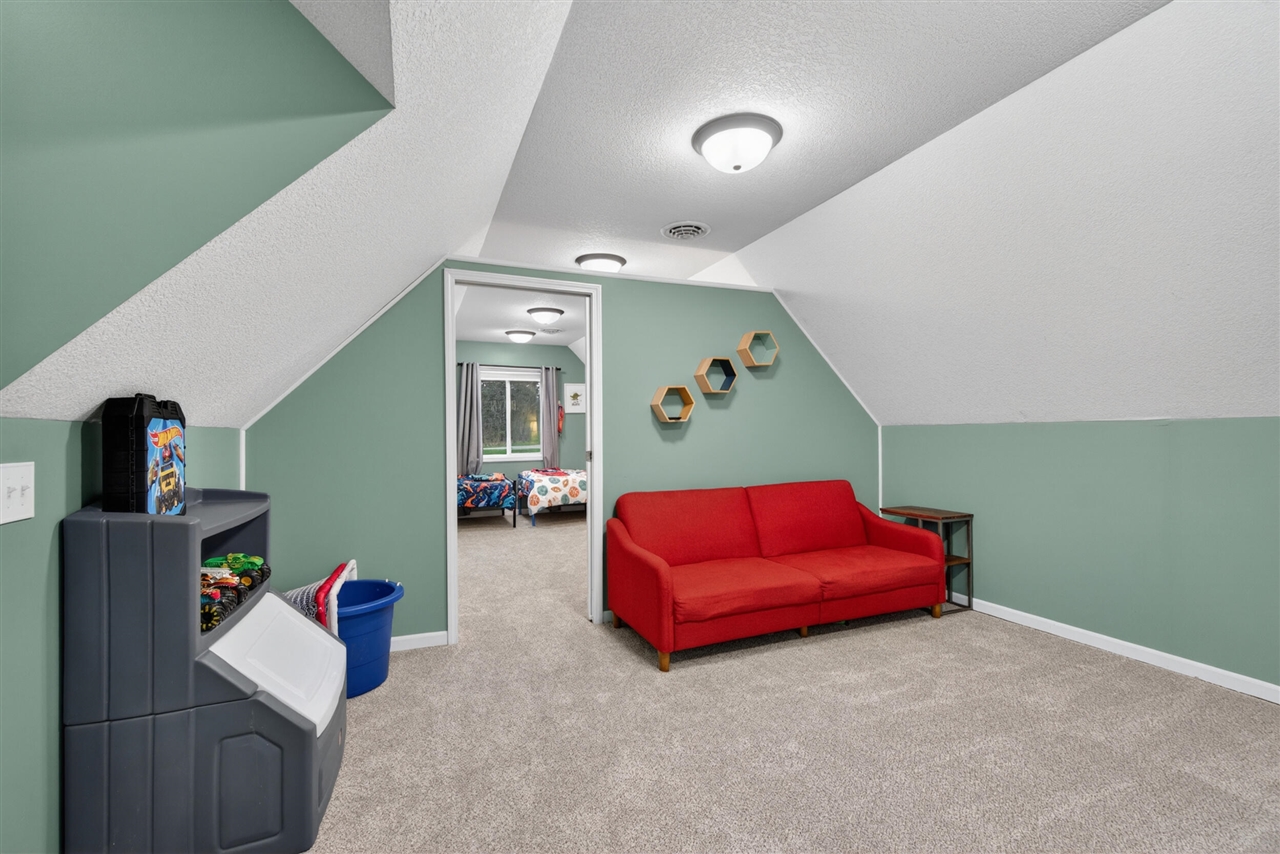 165 Trumble Lake Road, Rives Junction, MI, 49277-9729