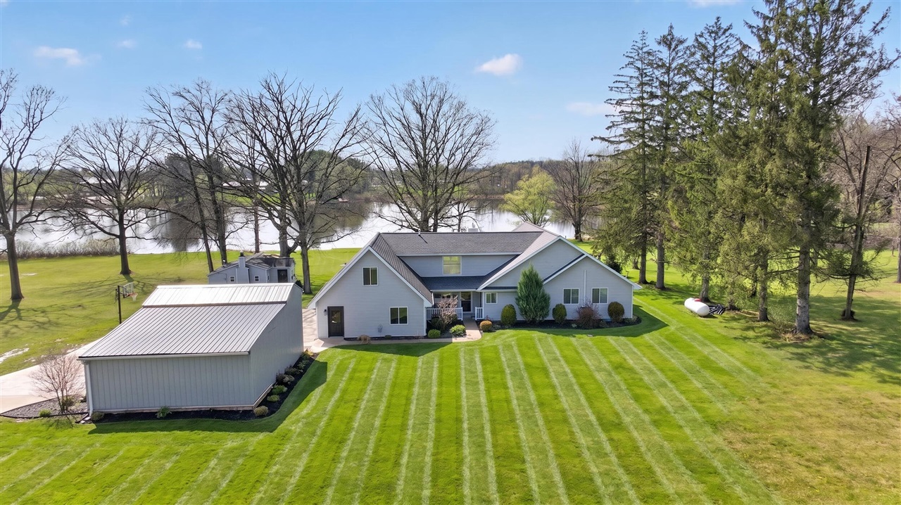 165 Trumble Lake Road, Rives Junction, MI, 49277-9729