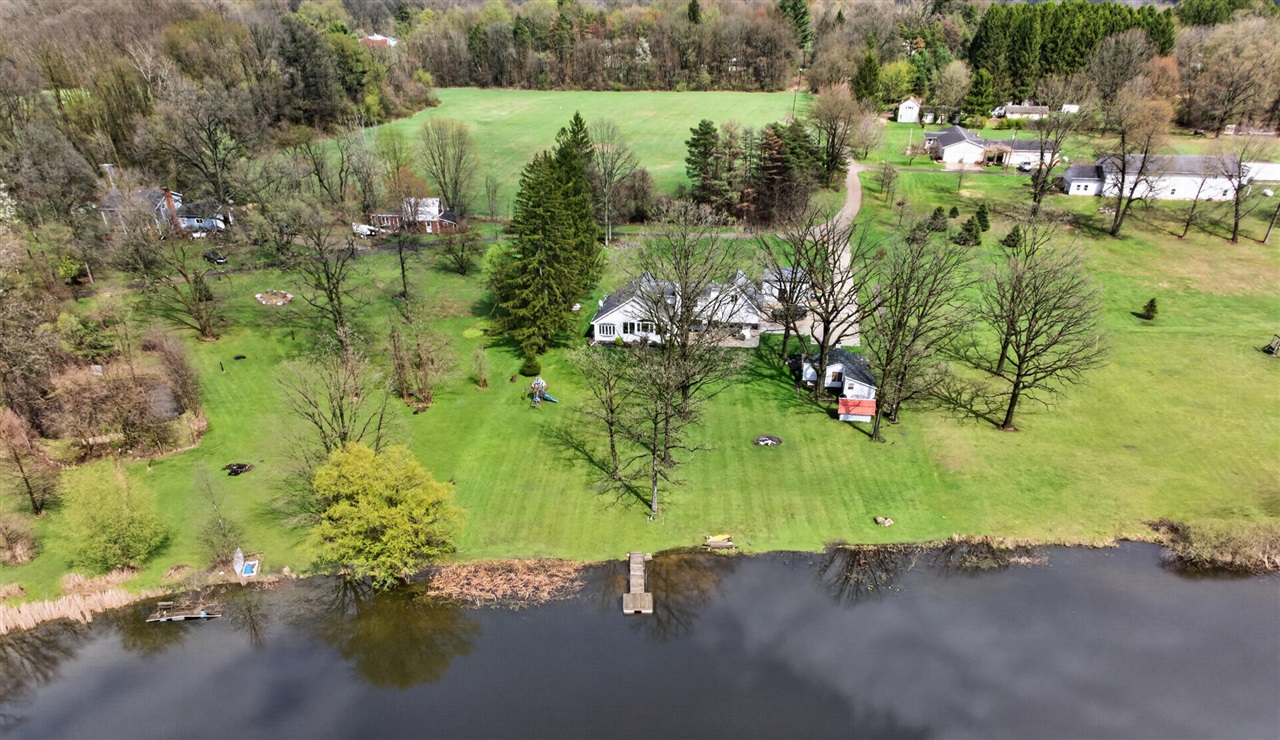 165 Trumble Lake Road, Rives Junction, MI, 49277-9729