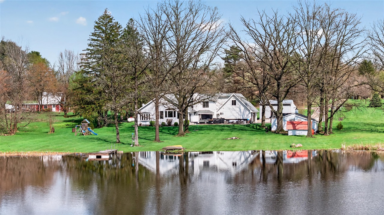 165 Trumble Lake Road, Rives Junction, MI, 49277-9729