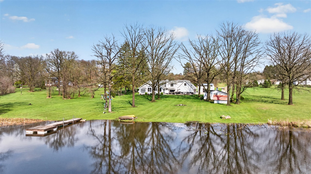 165 Trumble Lake Road, Rives Junction, MI, 49277-9729