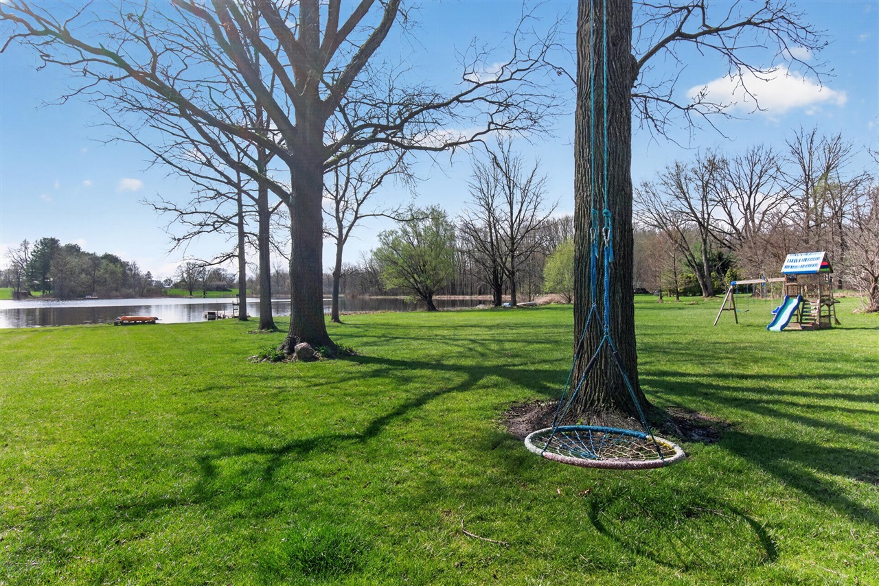 165 Trumble Lake Road, Rives Junction, MI, 49277-9729