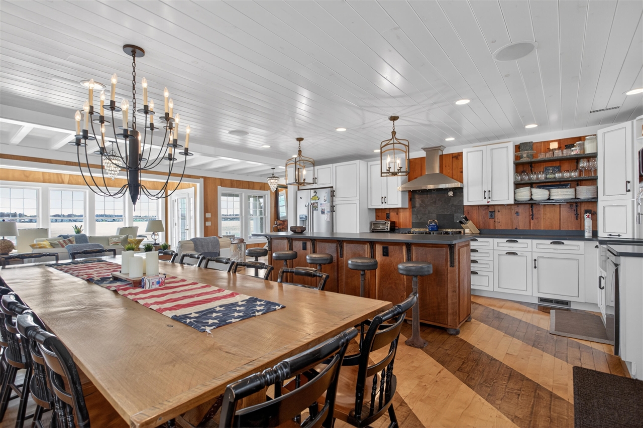 8714 Cherry Point Road, Manitou Beach, MI, 49253-9049