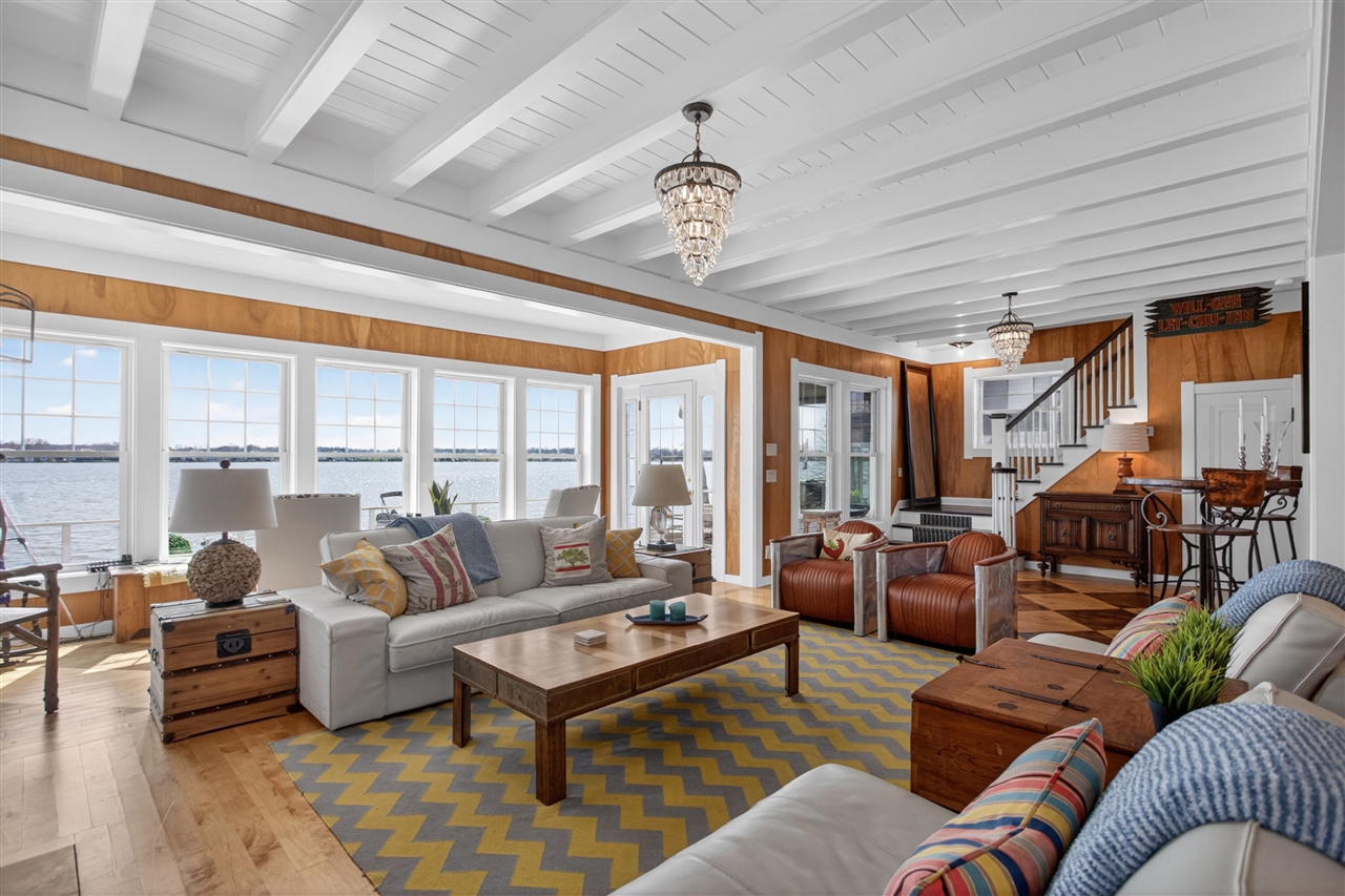 8714 Cherry Point Road, Manitou Beach, MI, 49253-9049